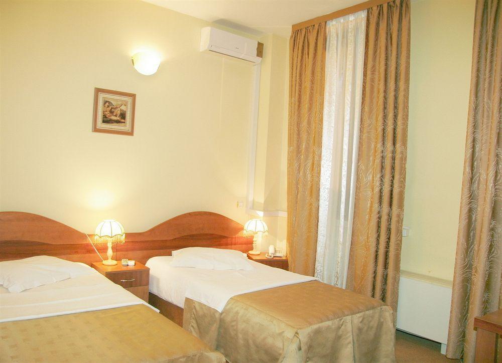 Hotel Amphitryon Bukareszt Zewnętrze zdjęcie