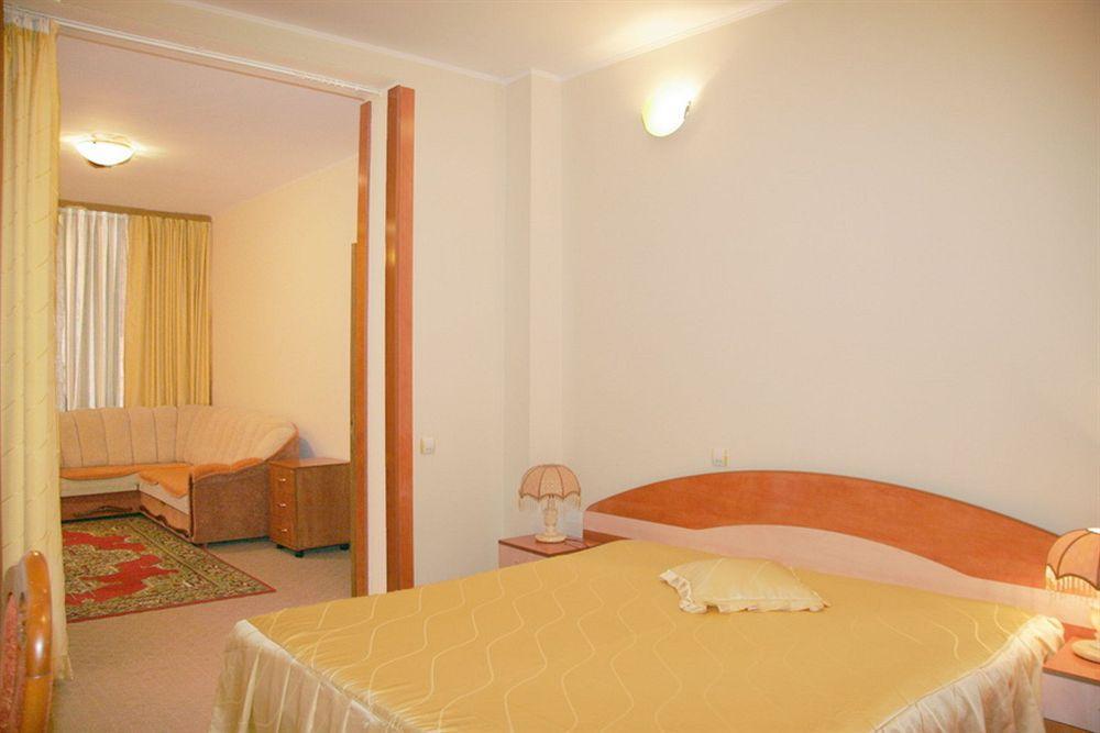 Hotel Amphitryon Bukareszt Zewnętrze zdjęcie